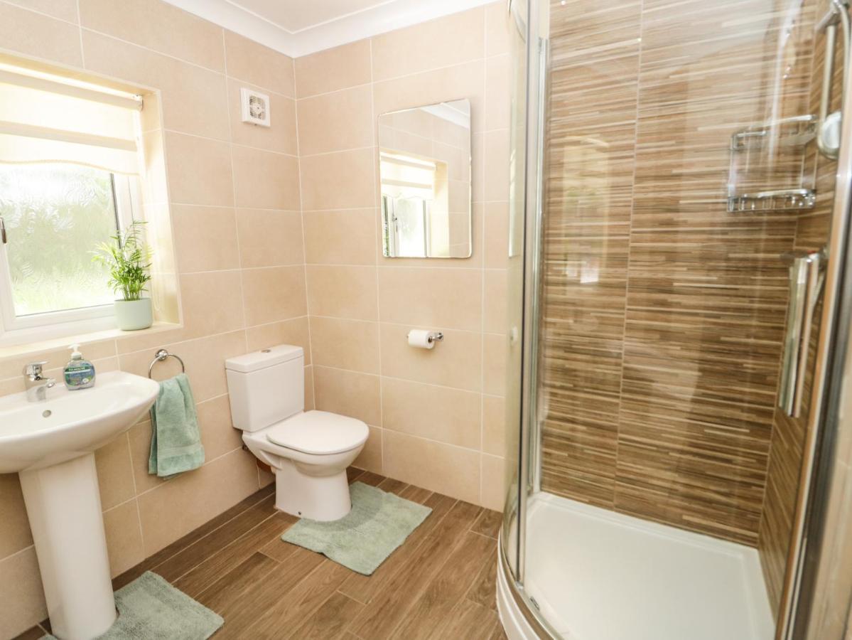 The Rise Villa Bangor  Exterior photo